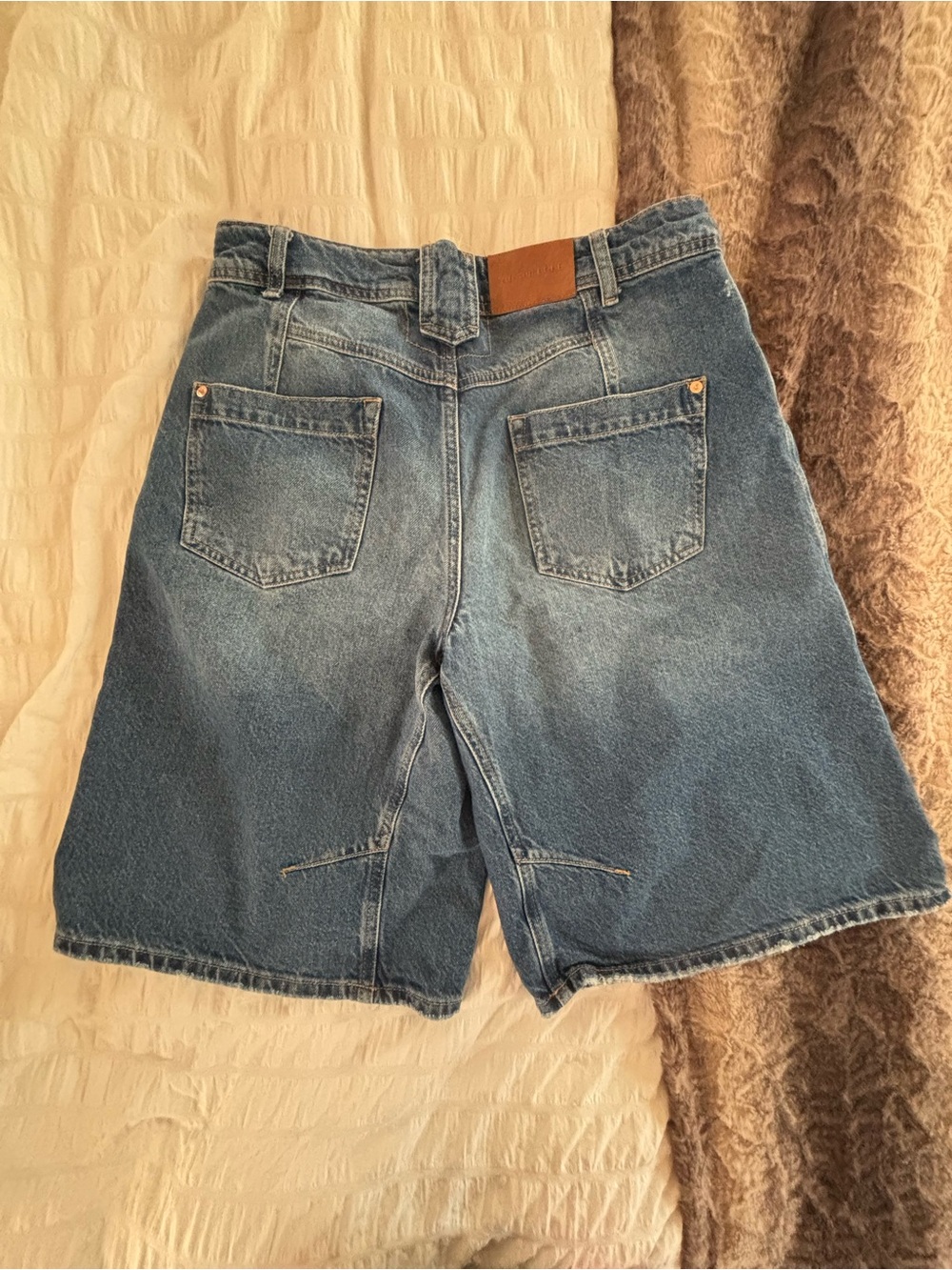 We The Free Cruisin' Bermuda Shorts Size 29 - Picture 2 of 6